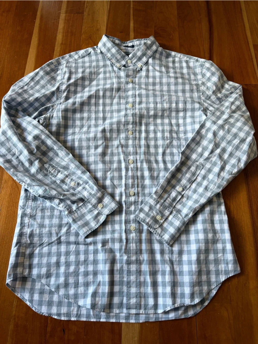 J. Crew men’s long sleeve button‎ down gray and white checkered shirt size large